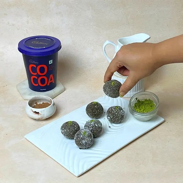 Cocoa Matcha Bliss Balls-Roll all the balls