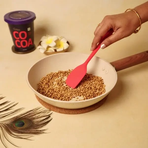 Cocoa Mixed Dhania Panjiri Recipe - Roasting Coriander Seeds