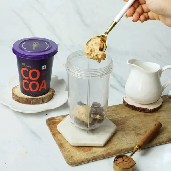 Cocoa Oreo Peanut Butter Shake - Put peanut butter in the mixing jar
