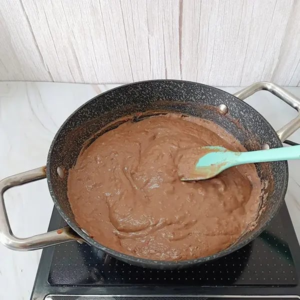 Cocoa Phirni with Crunchy Pistachios - Cook at low flame
