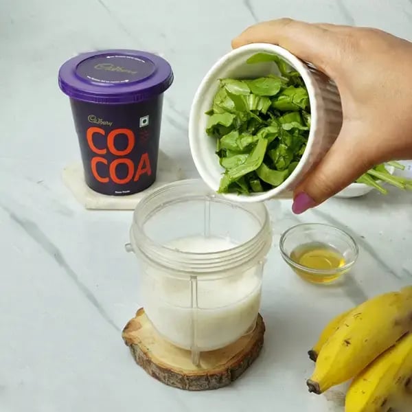 Cocoa Spinach Drink - Add chopped spinach