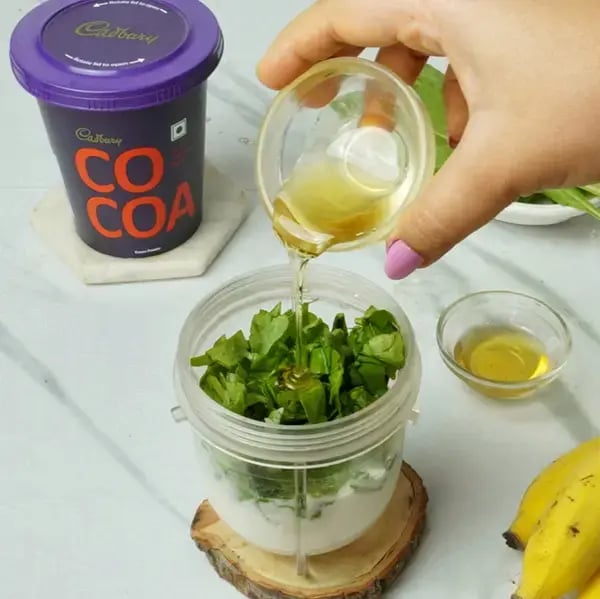 Cocoa Spinach Drink - Add honey