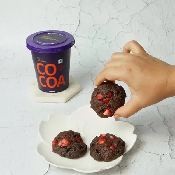 Cocoa Strawberry Cookies-Return to a 180°C oven