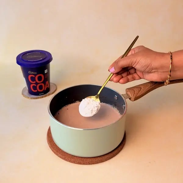 Cocoa Whipped Coffee Cloud Pudding - Whisking Milk Cocoa Sugar