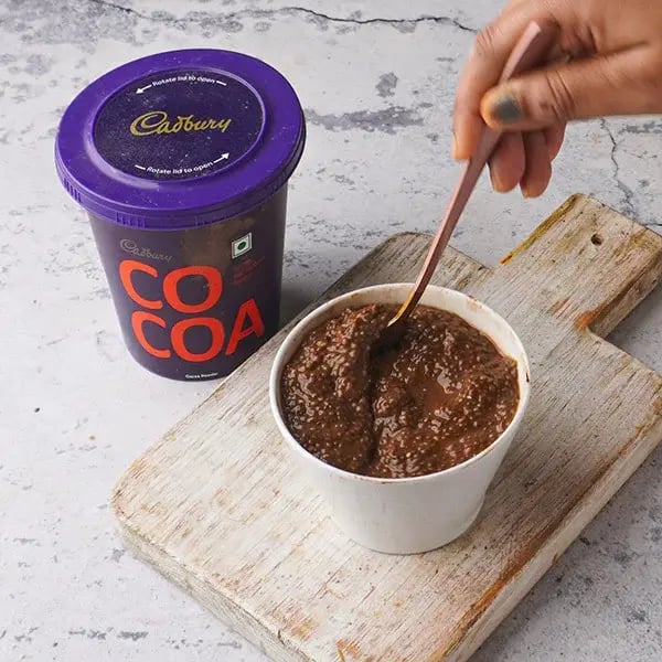 Coffee Chocolate Chia Pudding - Give it a good mix