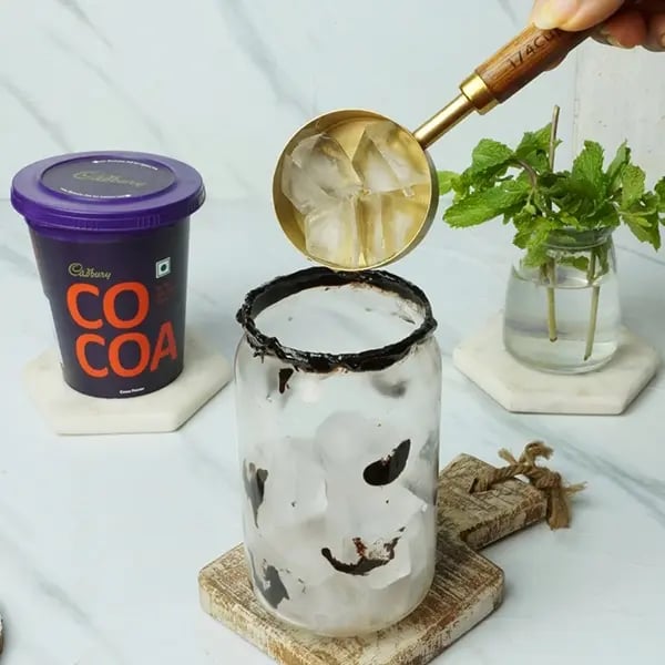 Cold Brew Mint Mocha Drink - Drizzle a few tablespoons of chocolate syrup