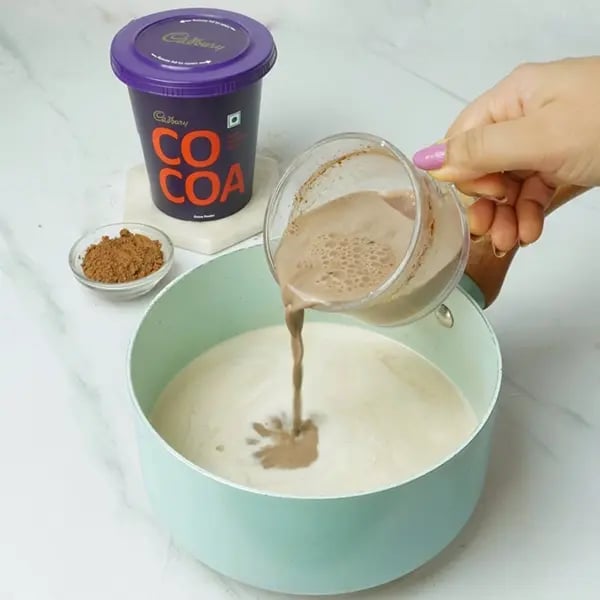 Cold Cocoa Dates Milkshake - Pour the cocoa milk mix into the boiled milk mixture