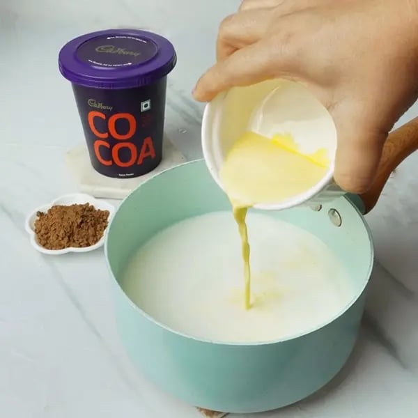 Creamy Cocoa Custard Milkshake - Prepared custard milk