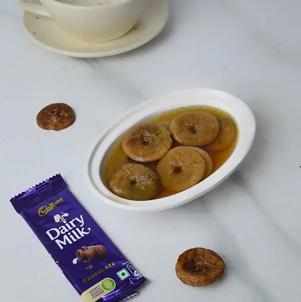 Dairy Milk and Dried Fig Fudge Pop - Soak dried figs