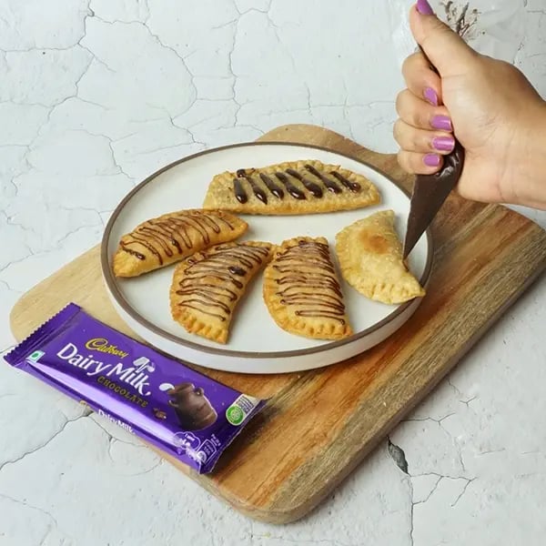 Dairy Milk Coconut Karanji-Melt dairy milk chocolate