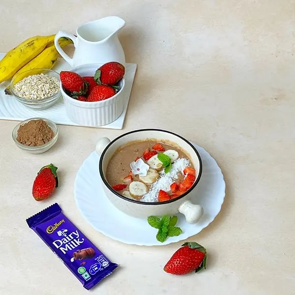 Dairymilk Energising Chocolate Smoothie Bowl-Decorate with some chopped bananas