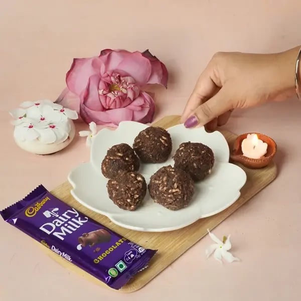 Dairy Milk Murmura Moa Laddu-Keep it in the fridge