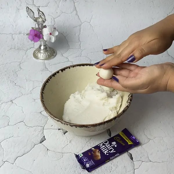Dairy Milk Paal Kozhukattai: Easy Recipe For South Indian Festive Milky Sweet Dish - Rolling Tiny Dough Balls