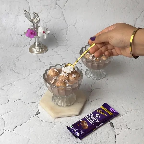 Dairy Milk Paal Kozhukattai: Easy Recipe For South Indian Festive Milky Sweet Dish - Served Kozhukattai Bowls