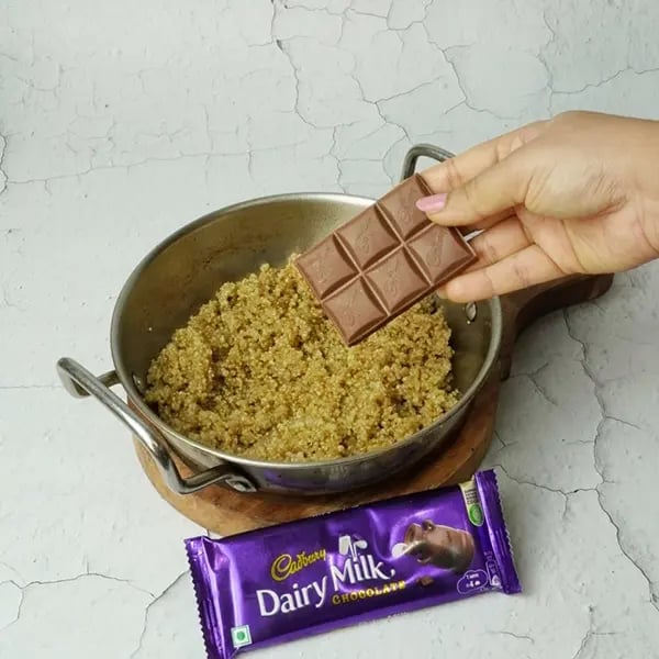 Dairy Milk Quinoa Lapsi-Add Dairy Milk chocolate