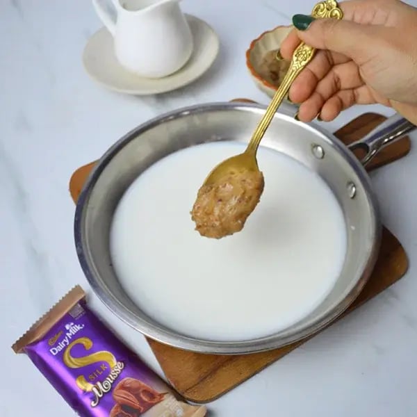 Dairy Milk Silk Chocolate &amp; Date Payasam - Add the date paste