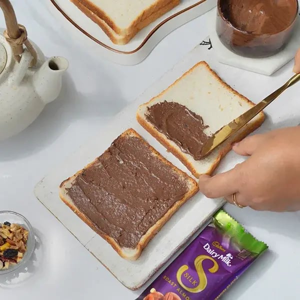 dairy-milk-silk-sandwich-step3