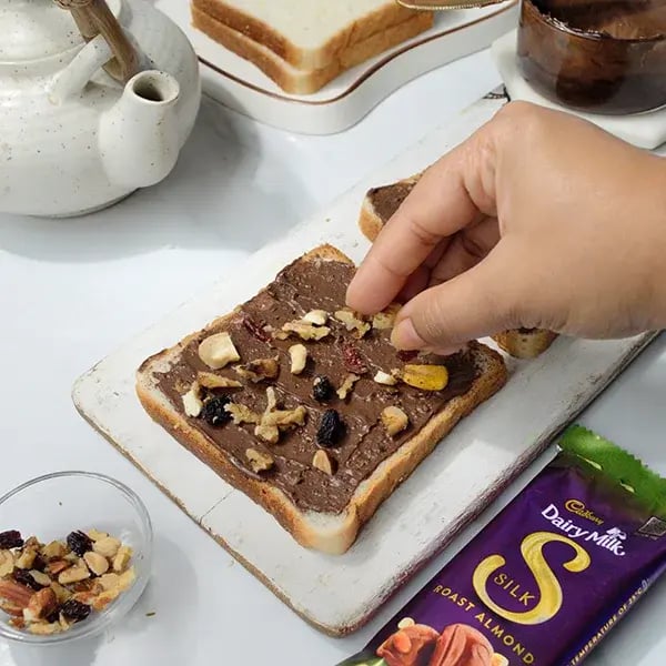 dairy-milk-silk-sandwich-step4