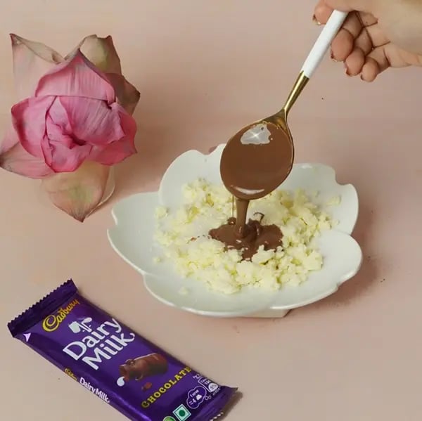 Dairy Milk Two-in-One Chomchom for Kali Puja-To make chocolate stuffing