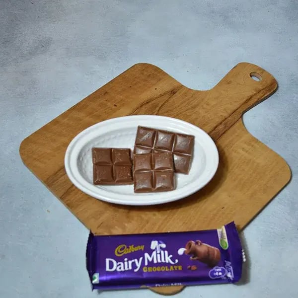 Dairymilk Chocolate Cashew Ice-cream - Microwave Dairy milk chocolate