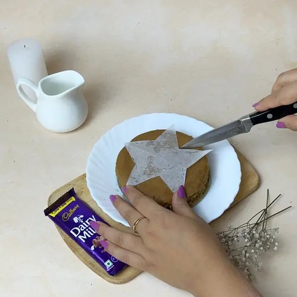 Dairymilk Coffee Star Cake - Cutting Star Stencil