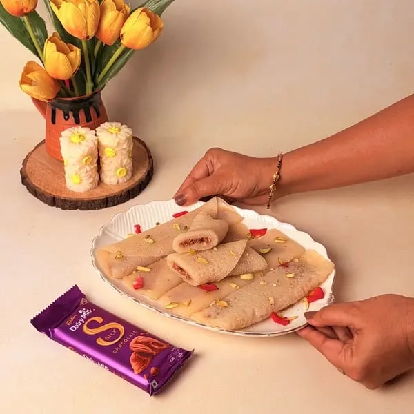 Diwali Special Bengali Patishapta Recipe With Cadbury Dairy Milk Silk And Mawa Filling - Plating Patishapta Crepes