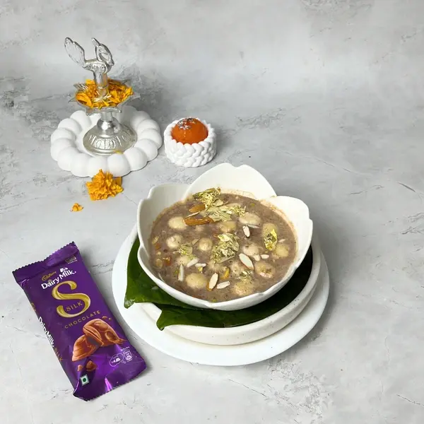 Diwali Special Dairy Milk Silk-Infused Angoor Basundi Recipe - Garnished With Almonds