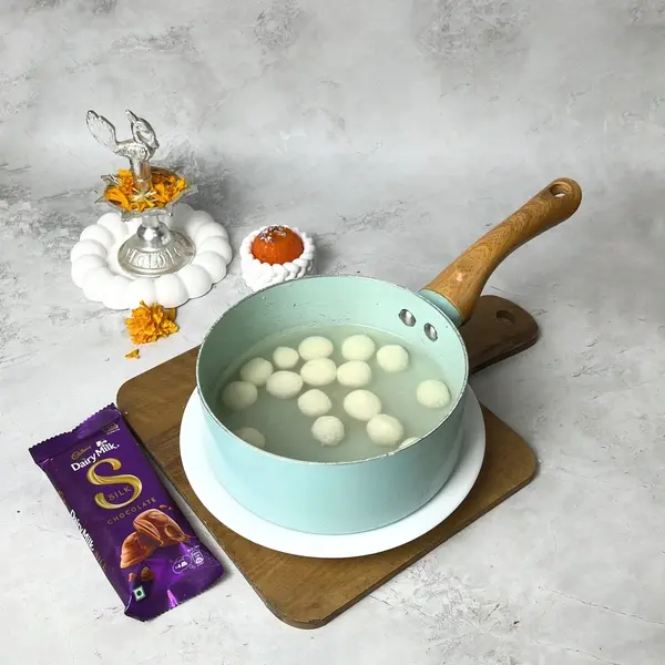 Diwali Special Dairy Milk Silk-Infused Angoor Basundi Recipe - Cooking Chenna Balls