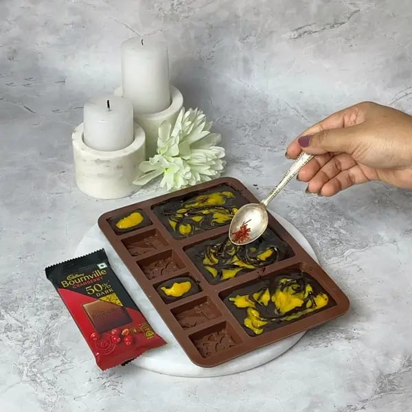 Easy Bournville Mangobar Chocolate - Sprinkling Saffron Strands