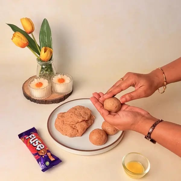 Easy Festive Special Rava Laddu With Cadbury Fuse To Celebrate Navratri - Shaping Laddoo Balls