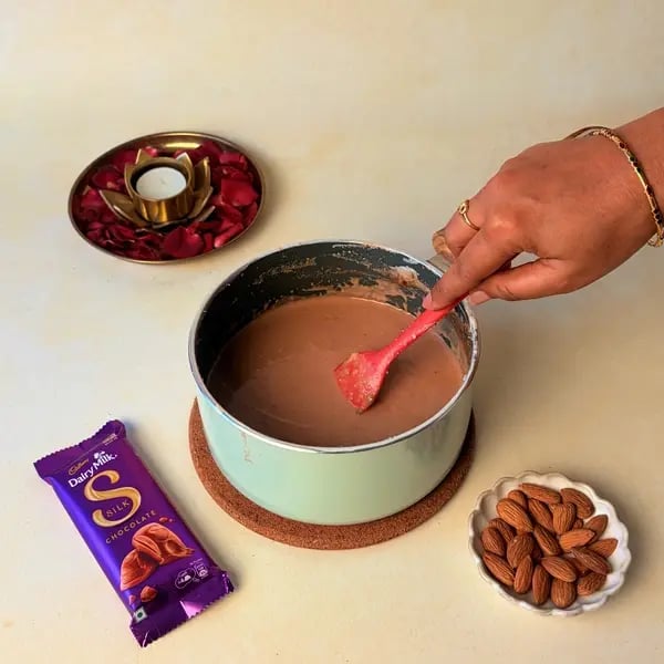 Elaneer Payasam With Cadbury Dairy Milk Silk Chocolate For Onam - Mixing Chocolate Payasam