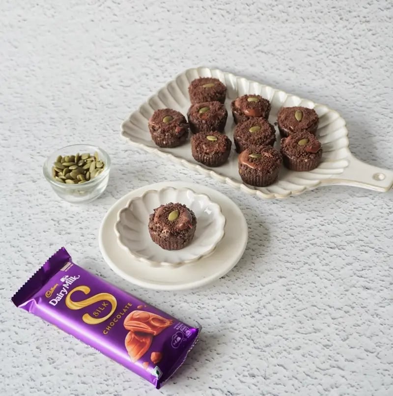 Fozen Silk Chocolate Bites with Nuts and Oeo Cumle Recipe