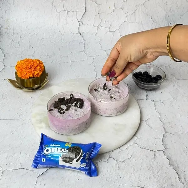 Ganpati Special: Oreo Blueberry Shrikhand Recipe To Try - Garnished Shrikhand Bowls