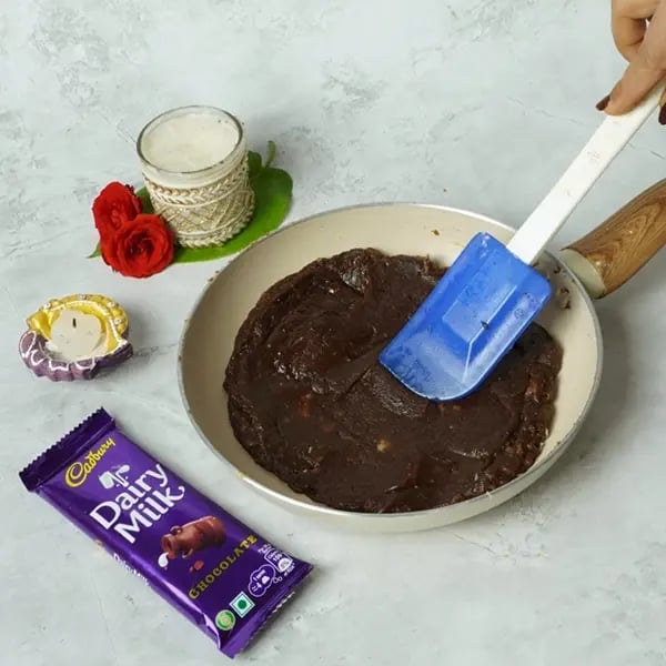 Govardhan Puja Special Dairy Milk Chocolate Gur Barfi-After a few seconds the chocolate