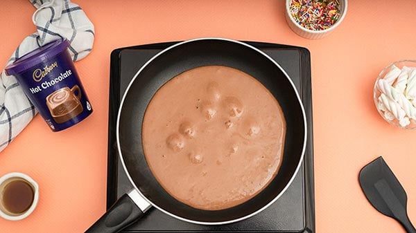 Hot Chocolate Bomb Step 1