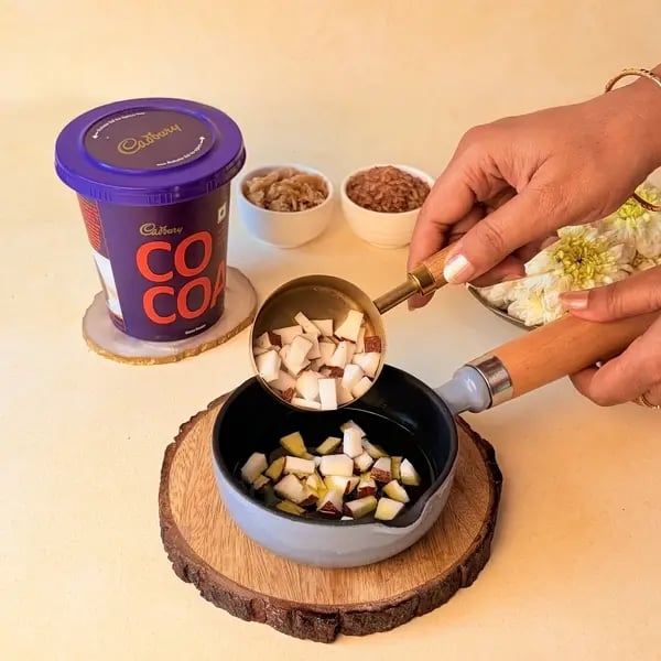 How To Make Aravana Payasam For Onam: A Traditional Kerala Festive Dessert - Frying Coconut In Ghee