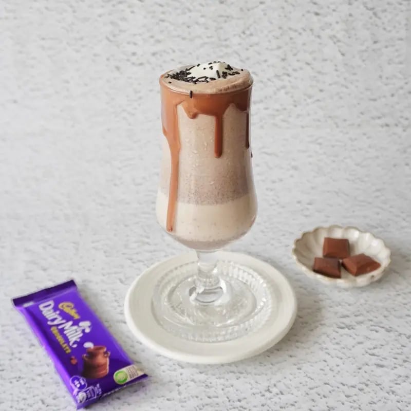 Iced Chocolate Shake with Caduy Daiy Milk Chocolate Recipe