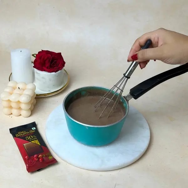 Italian Style Bournville Chocolate Chaud - Whisking Chocolate Chaud