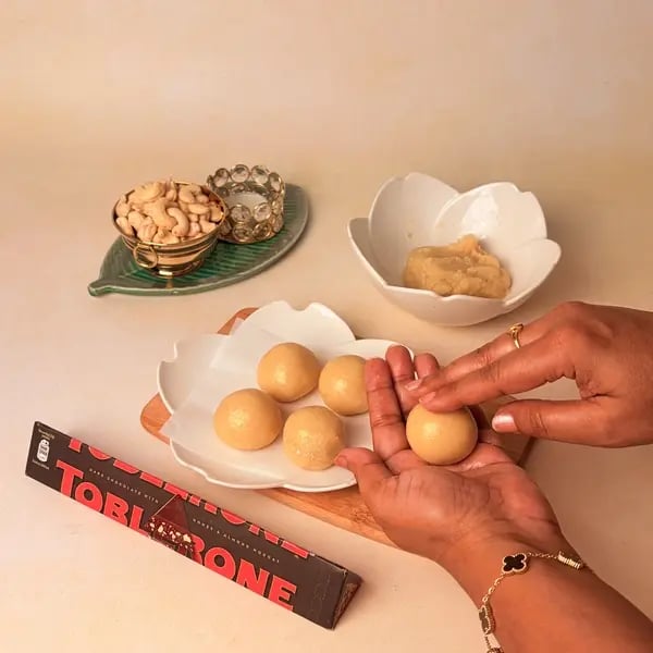 Kaju Barfi Chocolate Bonbons: A Diwali Mithai Fusion For Gifting - Rolling Kaju Balls
