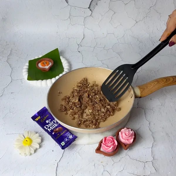 Karanji Recipe With Dairy Milk-Stuffed Mawa: A Rich Diwali Sweet With A Gooey Center - Stuffing Dough Circle