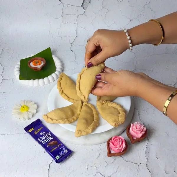 Karanji Recipe With Dairy Milk-Stuffed Mawa: A Rich Diwali Sweet With A Gooey Center - Frying Karanjis
