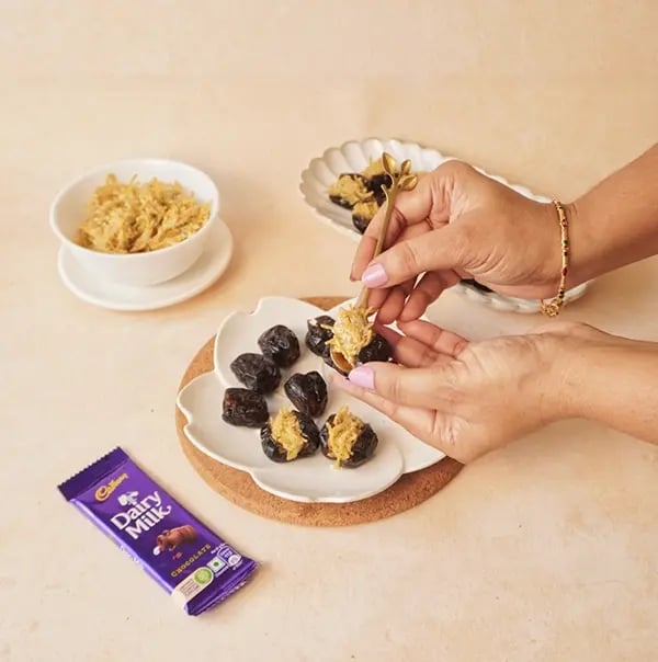 Kunafa Chocolate Dates with Cadbury Dairy Milk-Take a spoonful of prepared kunafa