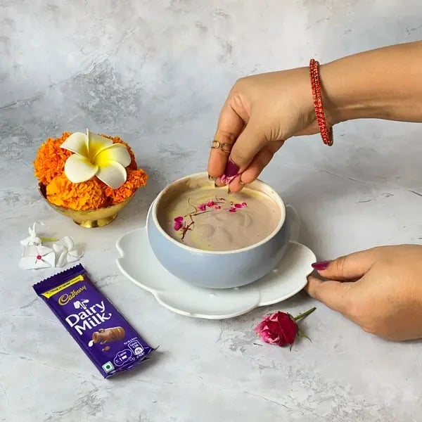 Make This Kesar Elaichi Shrikhand Recipe With Dairy Milk Fusion For Festive Flavors - Shrikhand Serving Bowl