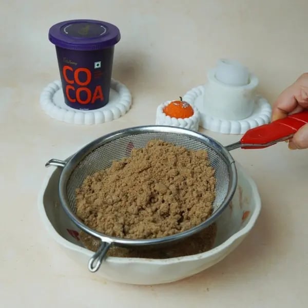 Mohanthal Recipe With Cocoa And Gems: Add A Fun Twist To This Gujarati Diwali Mithai - Sieving Mixture