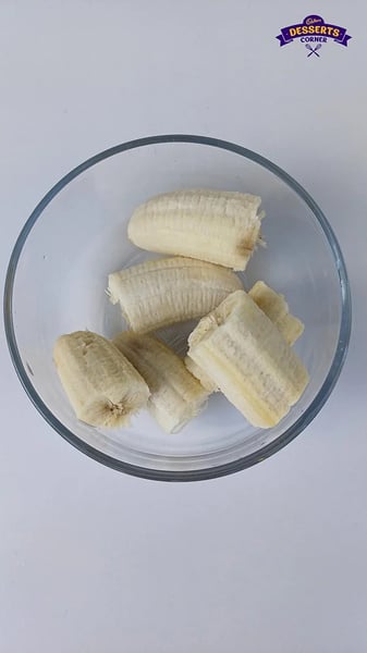 Oreo Banana Cupcakes Recipe - Sliced Ripe Bananas