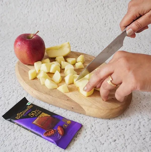 No Bake Chocolate Tart - Peel and chop the apples