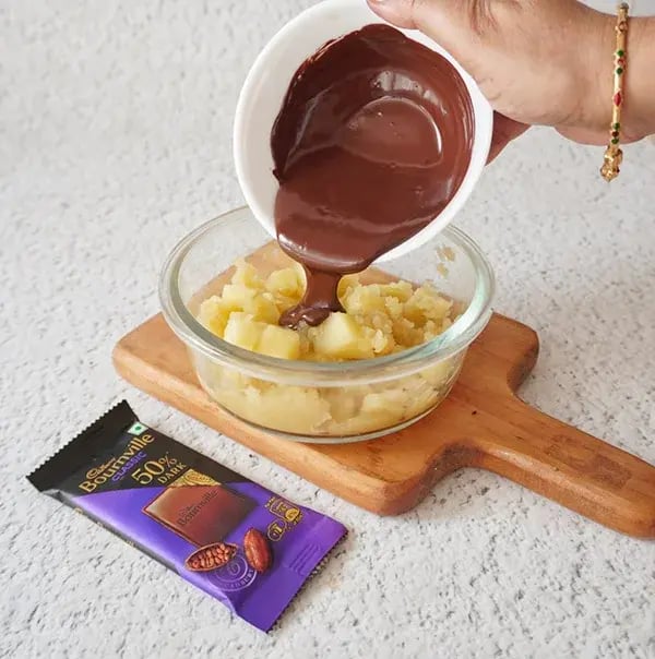 No Bake Chocolate Tart - Add the melted chocolate