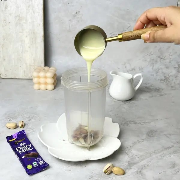No-Bake Kunafa Dairymilk Cheesecake - Blended Pistachios Mixture