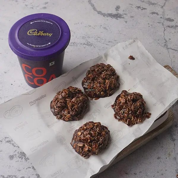 No Bake Oats Cookies - Place the mixture onto parchment paper