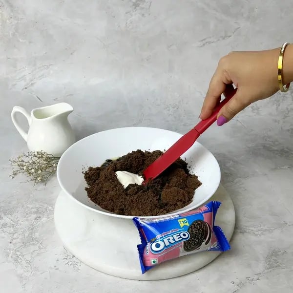 No Bake Oreo Donut - Shaping Donut Dough